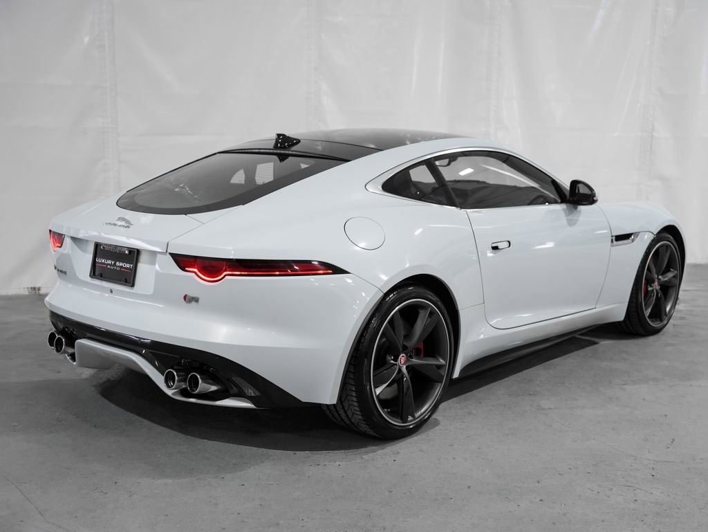 Used 2018 Jaguar F-TYPE R AWD/4WD image 6