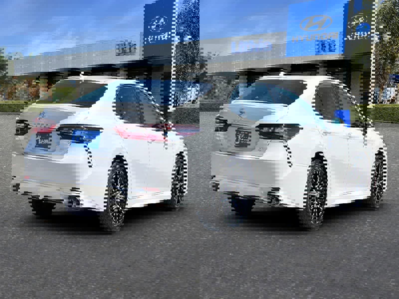 Used 2023 Toyota Camry SE image 3