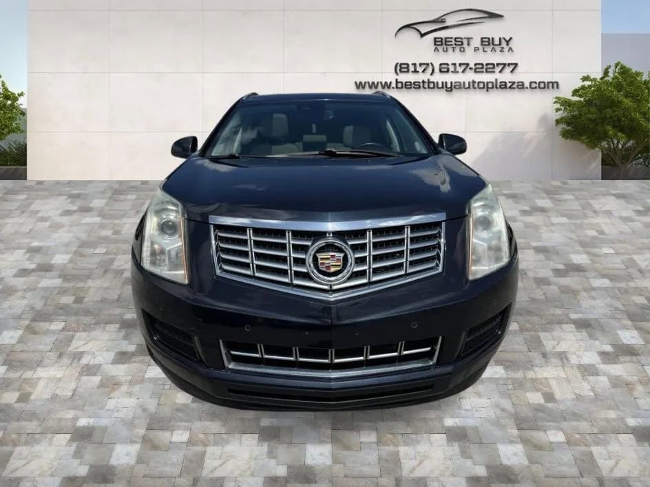 Used 2015 Cadillac SRX Luxury w/ Driver Awareness Package FWD image 2
