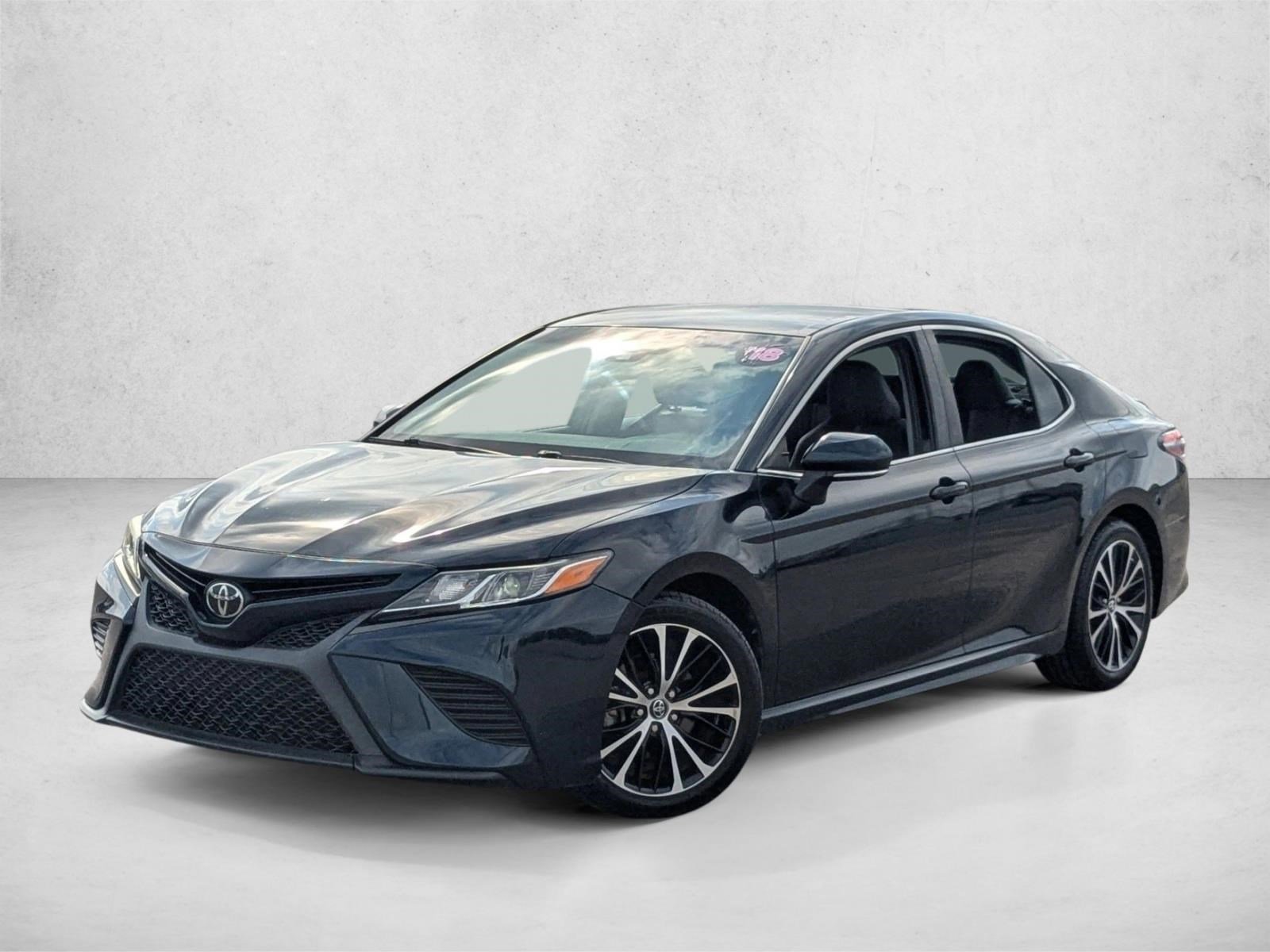 Used 2018 Toyota Camry SE w/ Convenience Package FWD video 1
