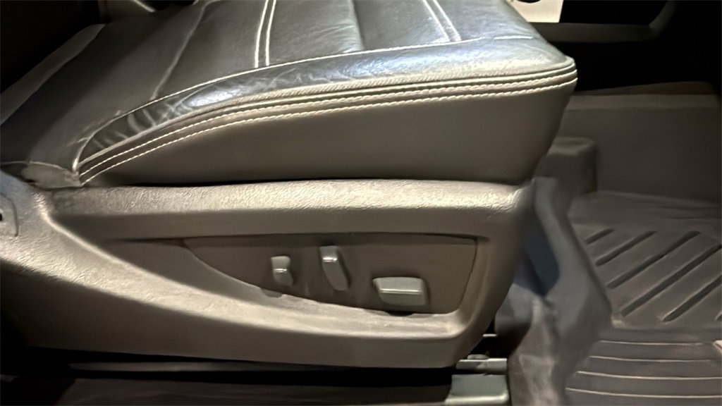 Used 2019 GMC Sierra 2500 Denali w/ Duramax Plus Package image 13