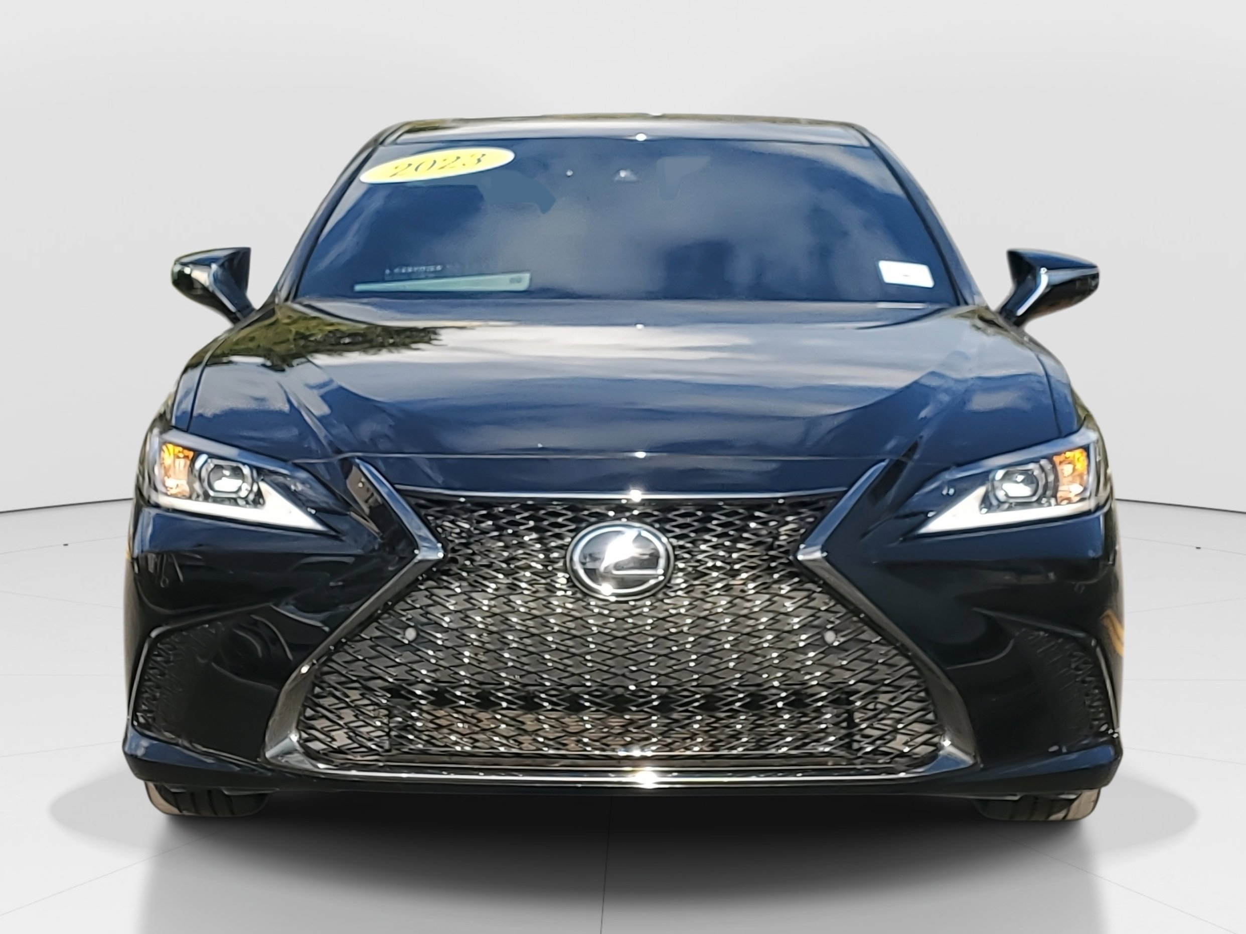 Certified 2023 Lexus ES 350 F Sport image 2