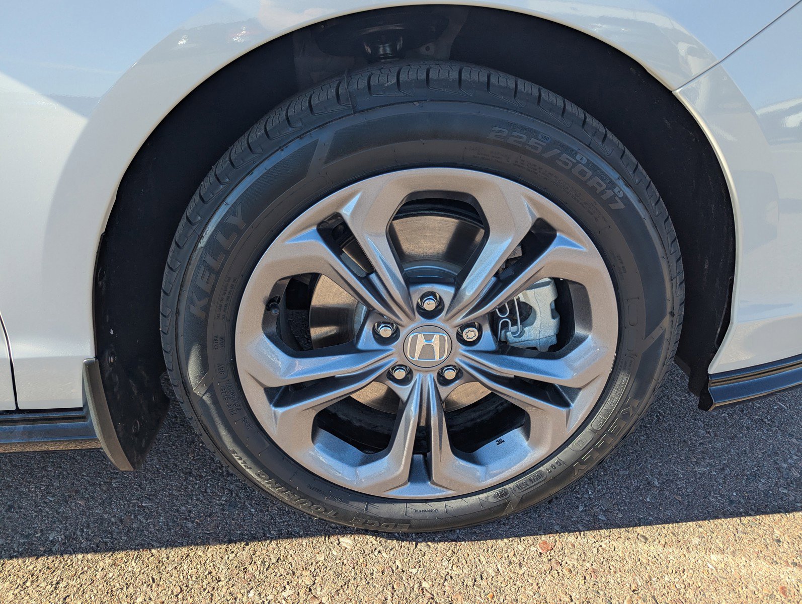 Used 2025 Honda Accord EX-L image 10