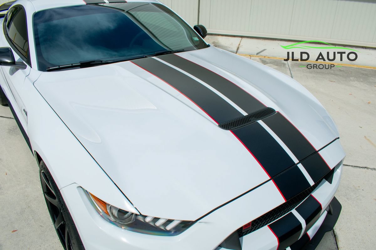 Used 2019 Ford Mustang Shelby GT350R w/ GT350R Equipment Group 920A RWD image 31
