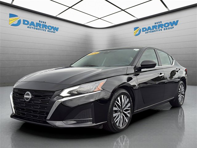 Certified 2024 Nissan Altima 2.5 SV image 1
