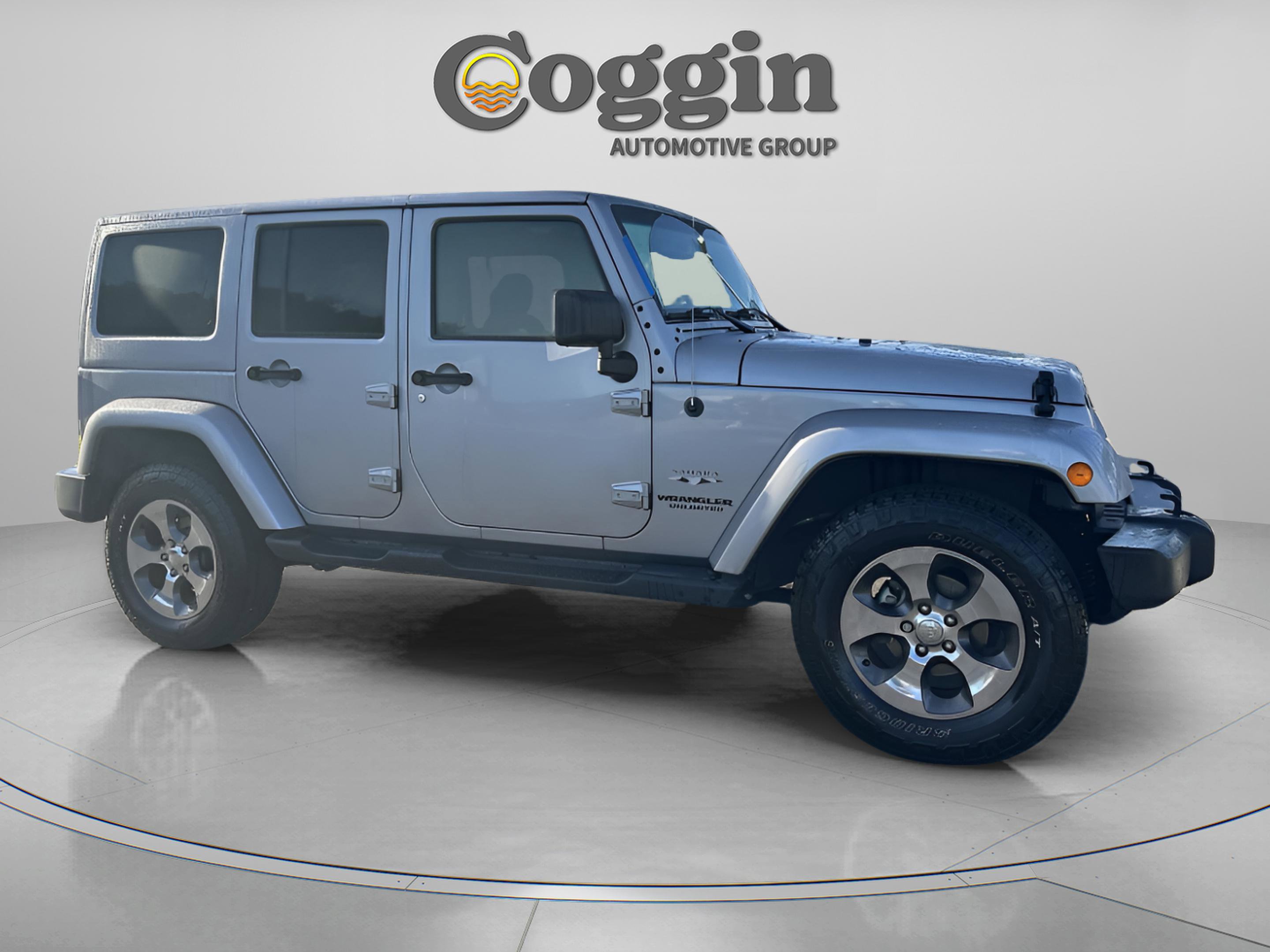 Used 2017 Jeep Wrangler Unlimited Sahara w/ Max Tow Package image 8