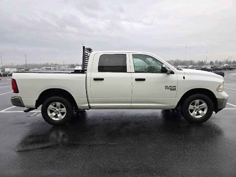 Used 2022 RAM 1500 Tradesman w/ Chrome Appearance Group image 9
