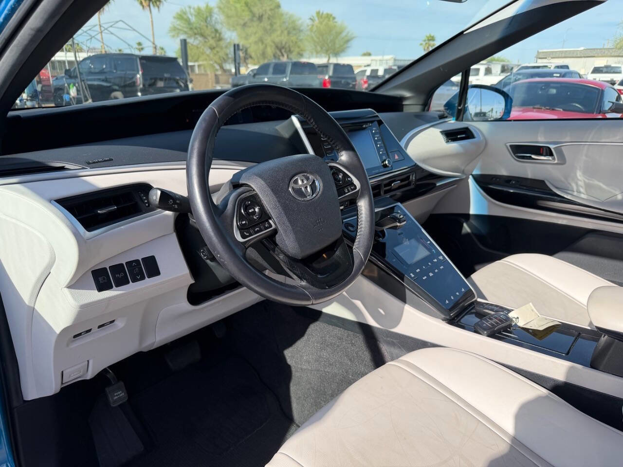 Used 2019 Toyota Mirai FWD image 17