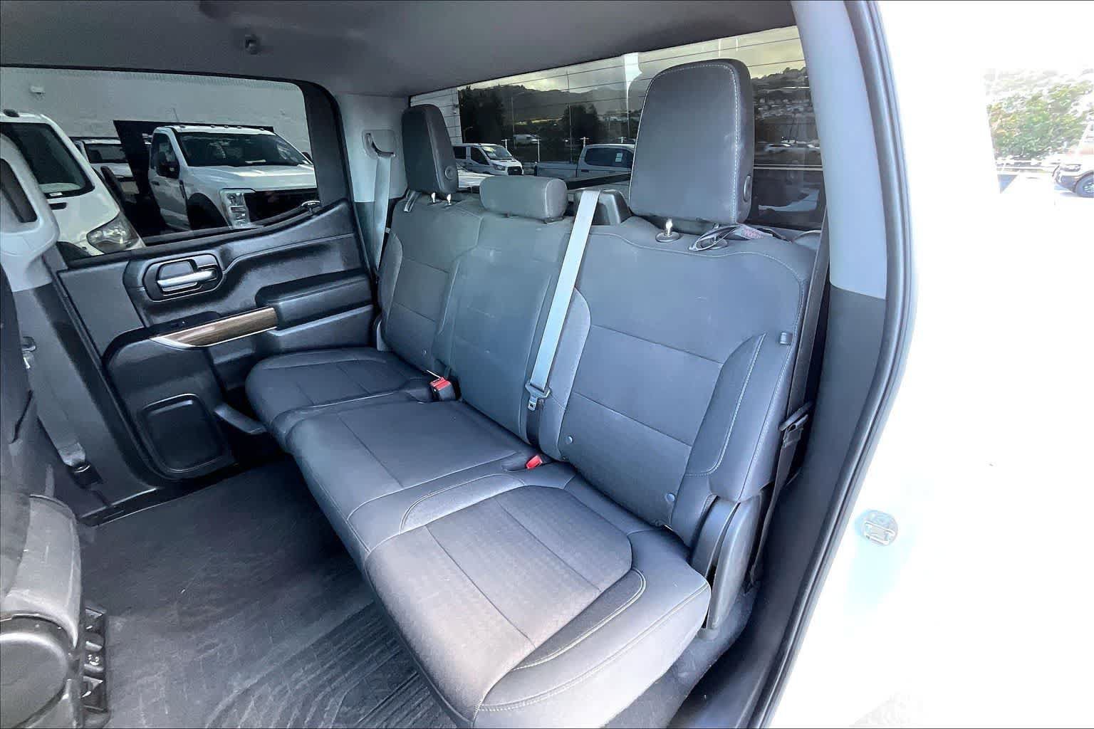 Used 2020 Chevrolet Silverado 1500 LT Trail Boss AWD/4WD image 29