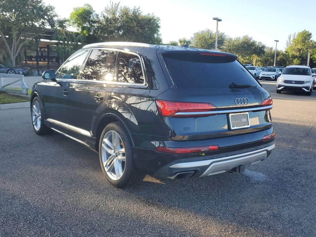 Certified 2025 Audi Q7 2.0T Premium Plus w/ Premium Plus Package AWD/4WD image 7