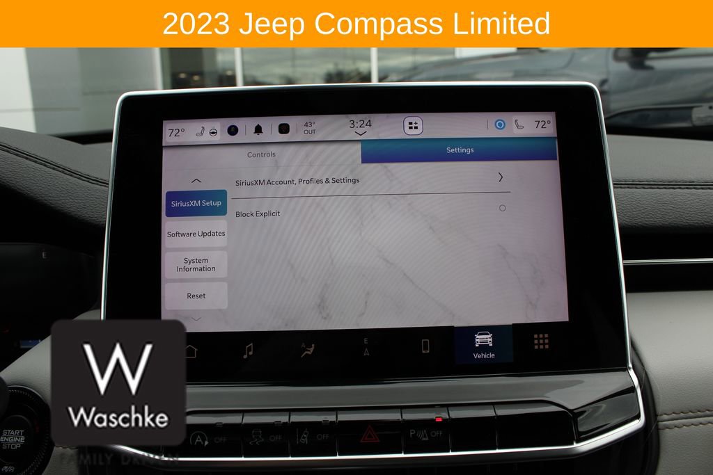 Used 2023 Jeep Compass Limited w/ Elite Group AWD/4WD image 54