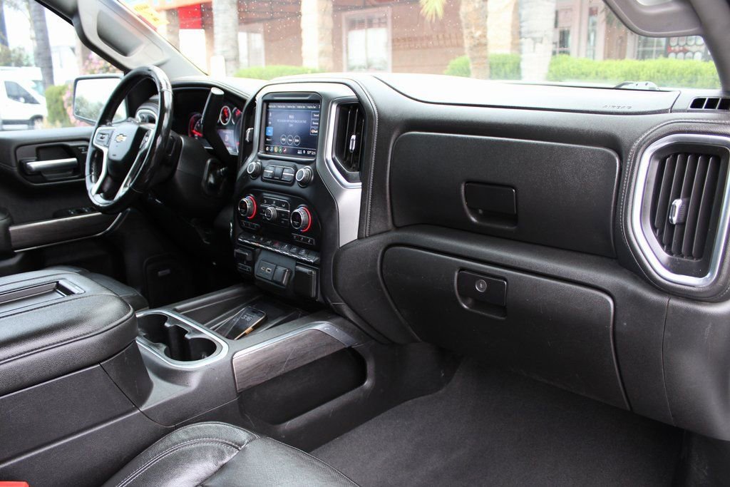 Used 2019 Chevrolet Silverado 1500 LTZ w/ LTZ Plus Package AWD/4WD image 37