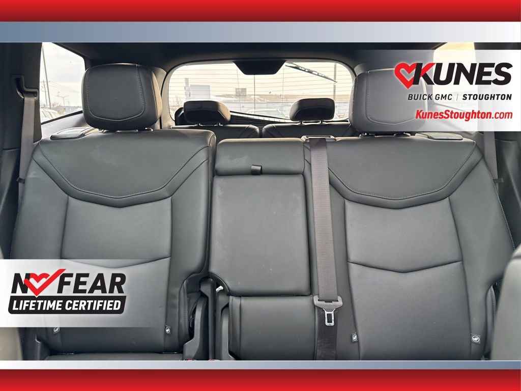 Used 2024 Cadillac XT6 Sport image 32