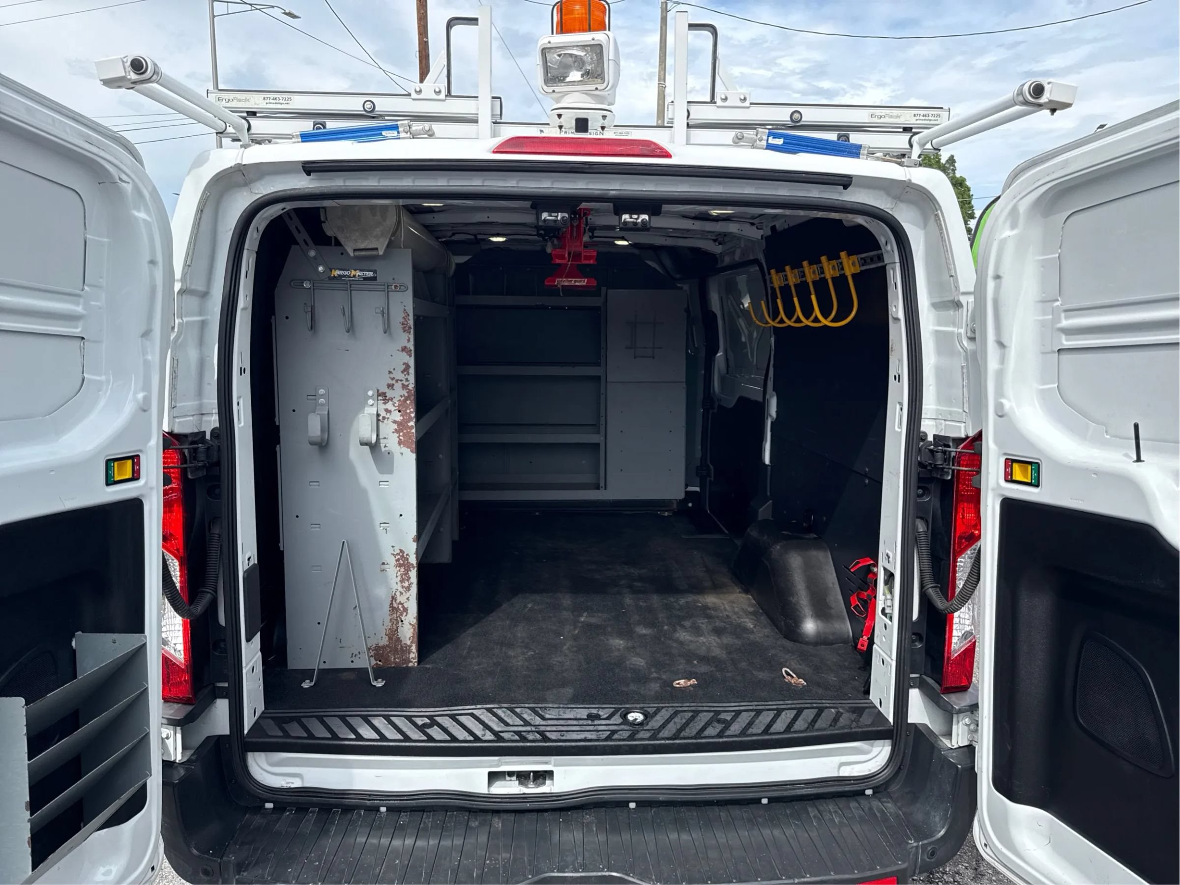 Used 2017 Ford Transit 250 130 Low Roof RWD image 12