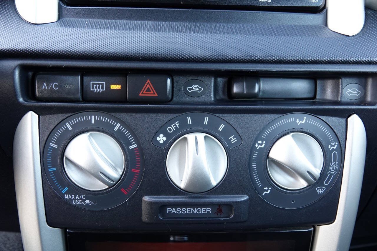 Used 2006 Scion xA FWD image 65