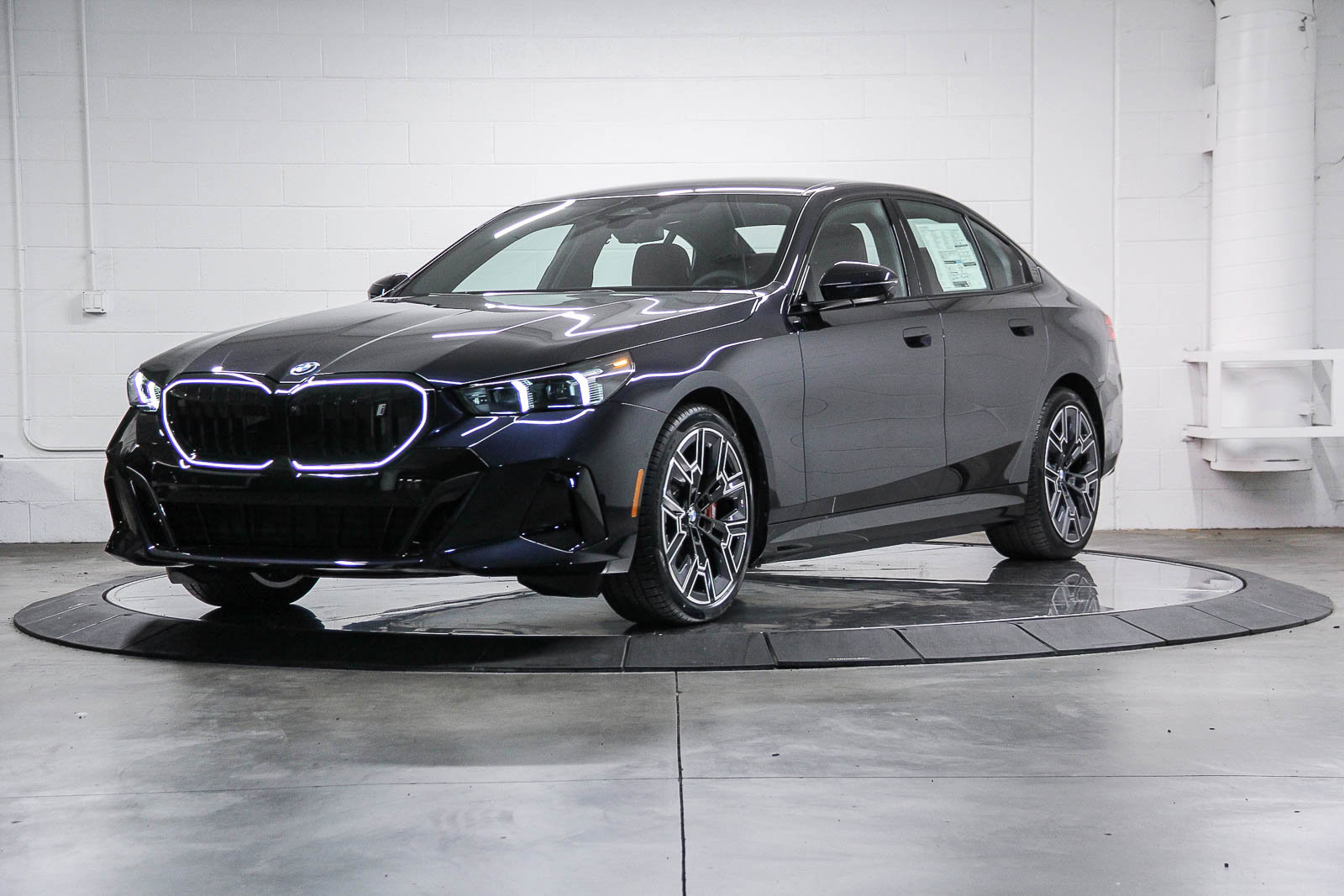 New 2026 BMW i5 eDrive40 w/ M Sport Package image 3
