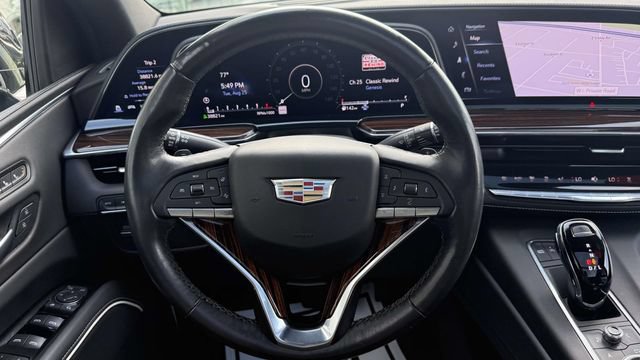 Used 2022 Cadillac Escalade Premium Luxury AWD/4WD image 69