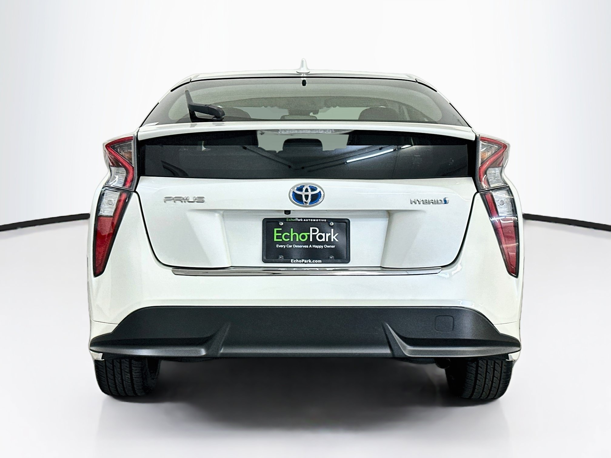 Used 2017 Toyota Prius Three Touring w/ Carpet Mat Package FWD image 7