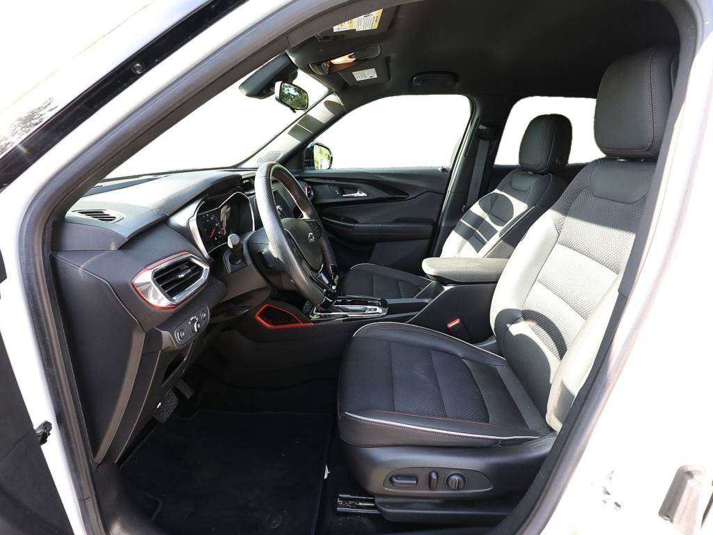 Used 2022 Chevrolet TrailBlazer RS AWD/4WD image 13