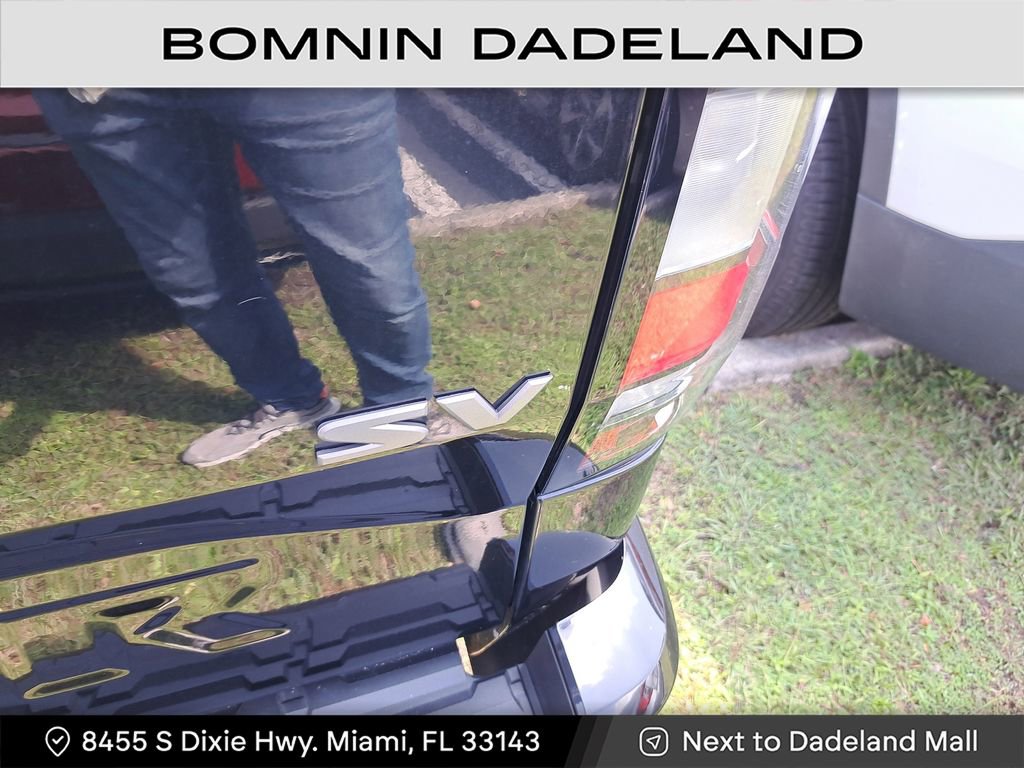 Used 2022 Nissan Frontier SV image 7