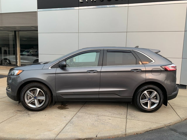 Used 2022 Ford Edge SEL w/ Convenience Package AWD/4WD image 2