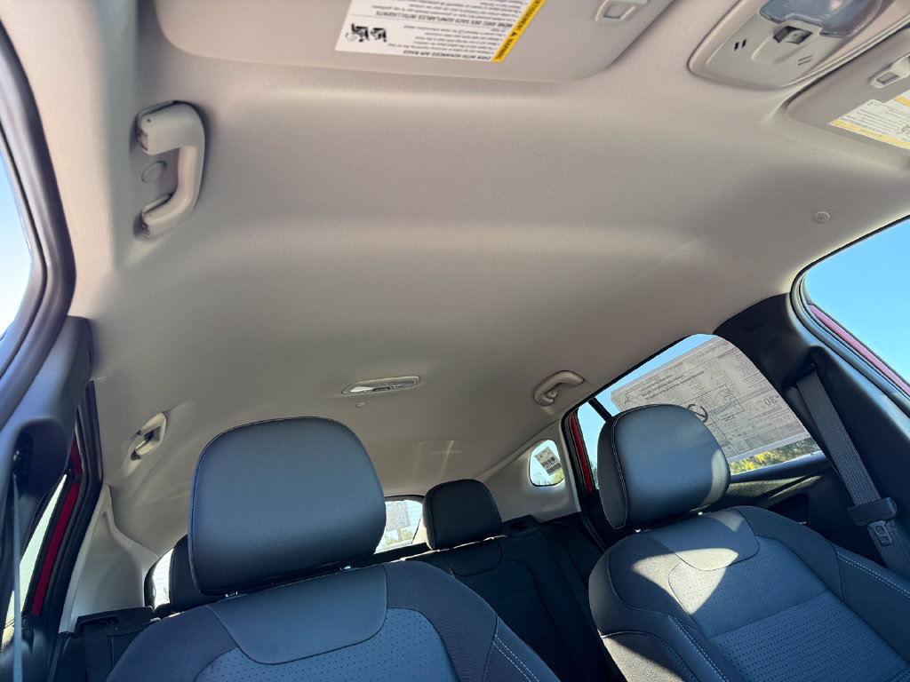New 2026 Chevrolet Trax LT w/ LT Convenience Package FWD image 9