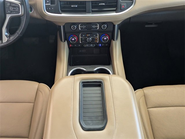 Used 2021 Chevrolet Suburban Premier w/ Premium Package image 22