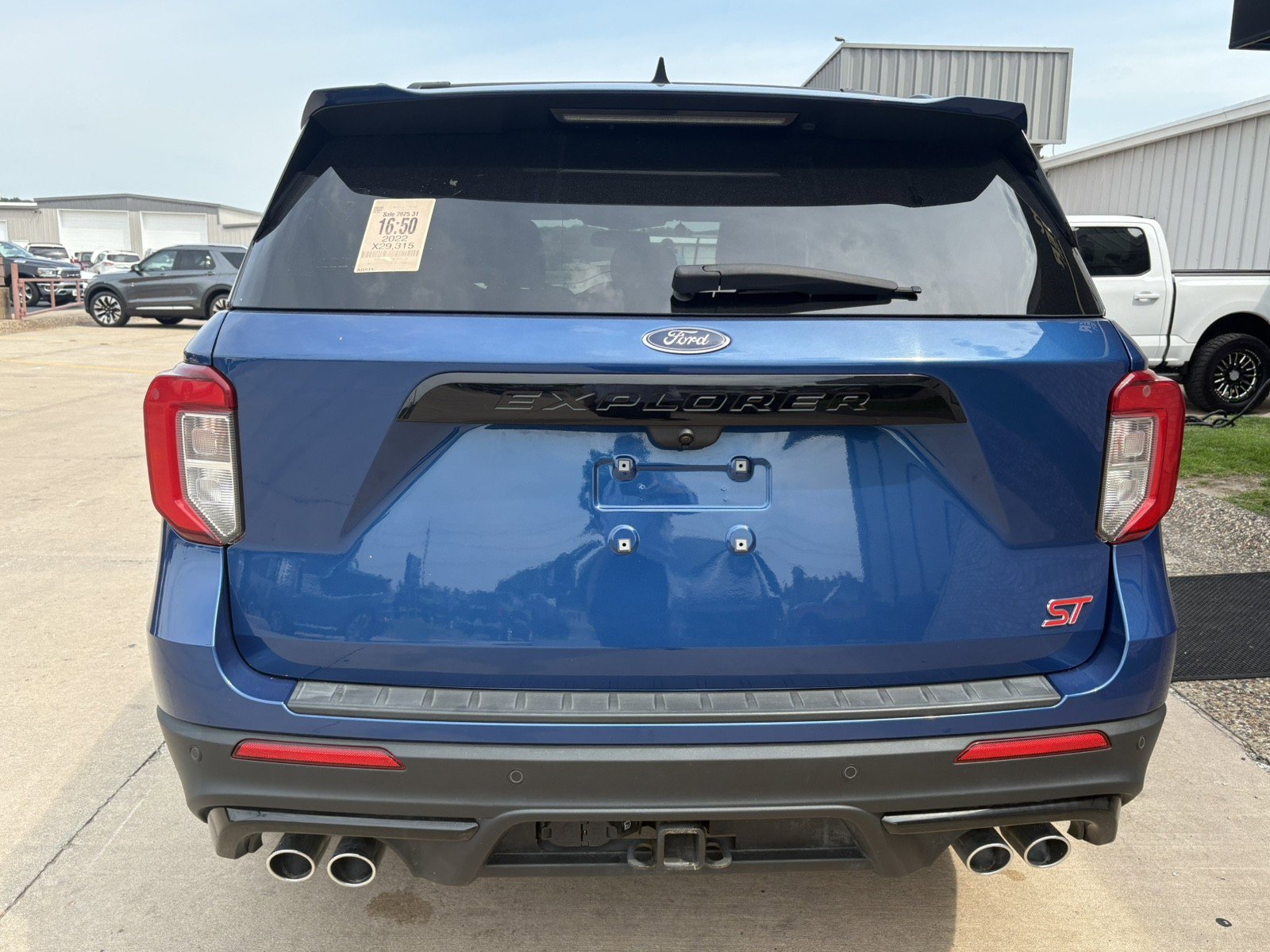 Used 2022 Ford Explorer ST w/ ST Street Pack image 12