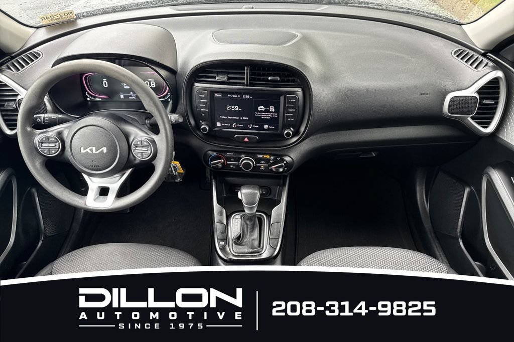 Certified 2023 Kia Soul LX w/ LX Technology Package FWD image 5