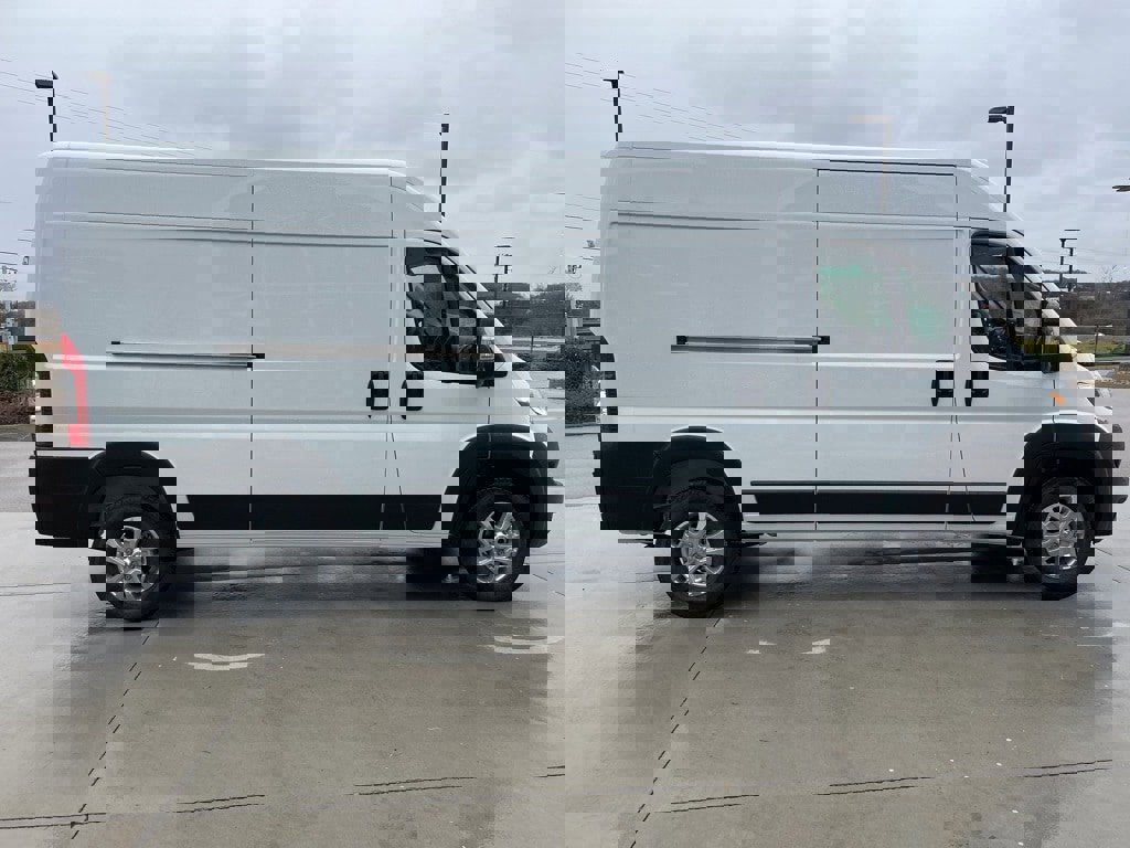 New 2026 RAM ProMaster 2500 w/ Quick Order Package 22G SLT image 19