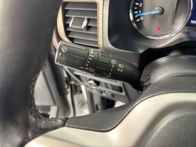 Used 2023 Ford Expedition Limited image 14