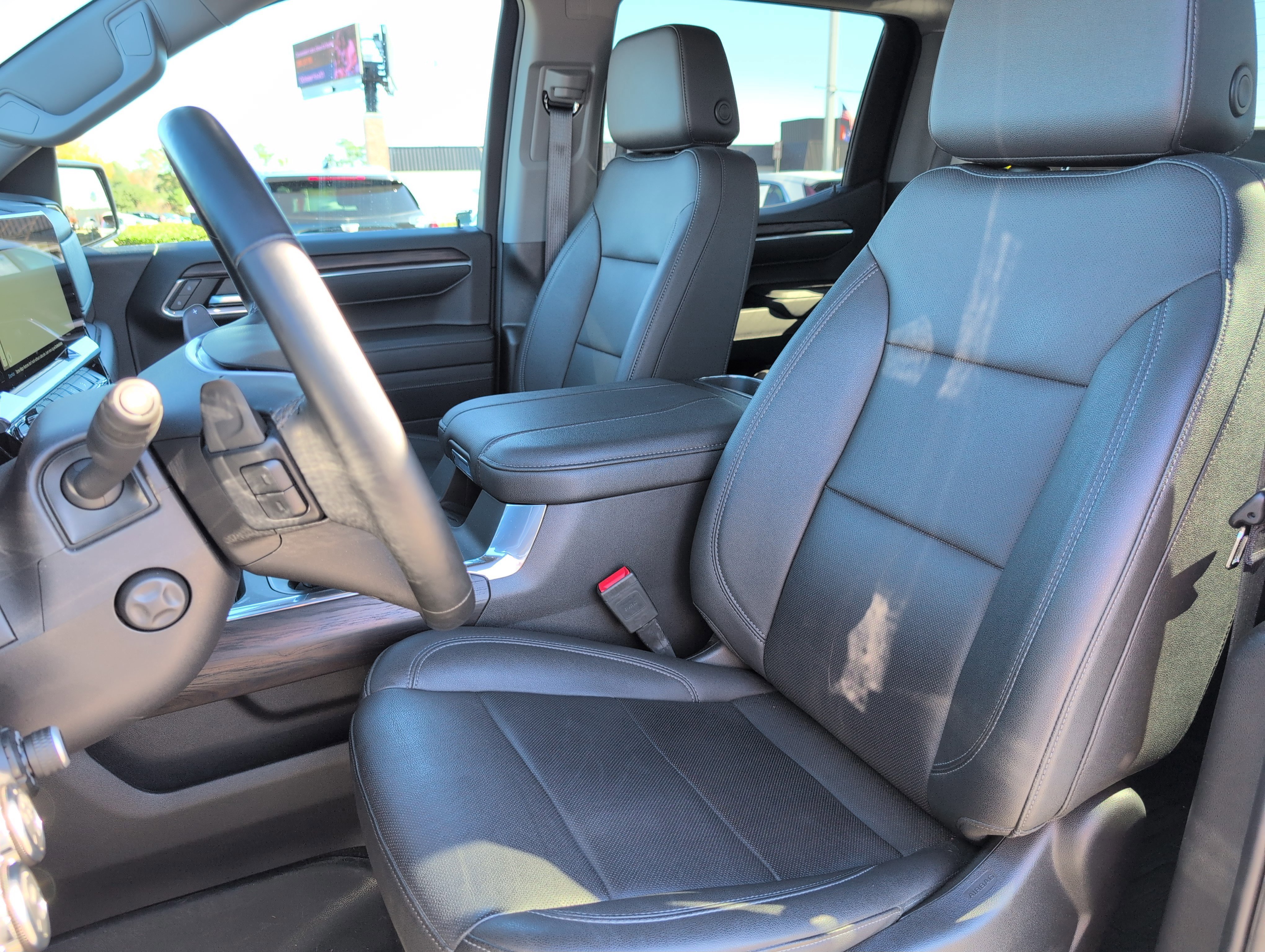 Used 2024 GMC Sierra 1500 SLT w/ SLT Premium Package image 13