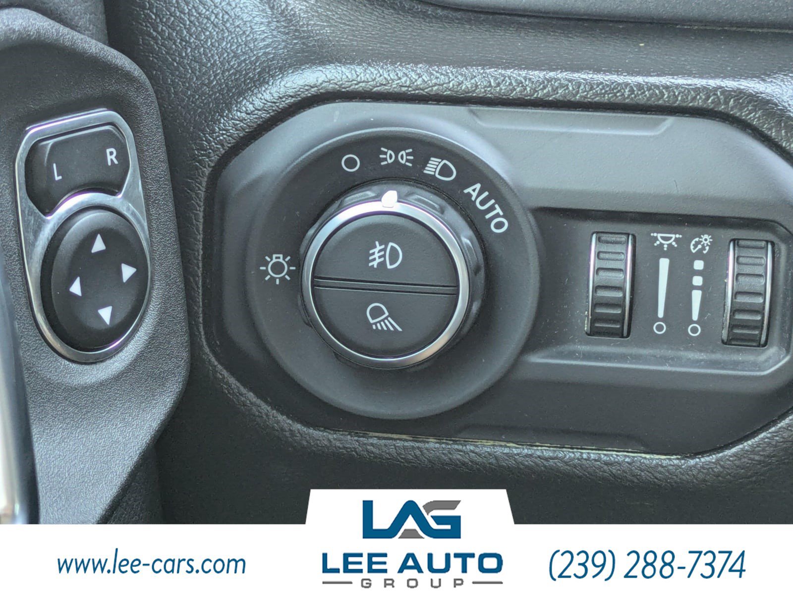 Used 2022 Jeep Gladiator Mojave w/ LED Lighting Group AWD/4WD image 17