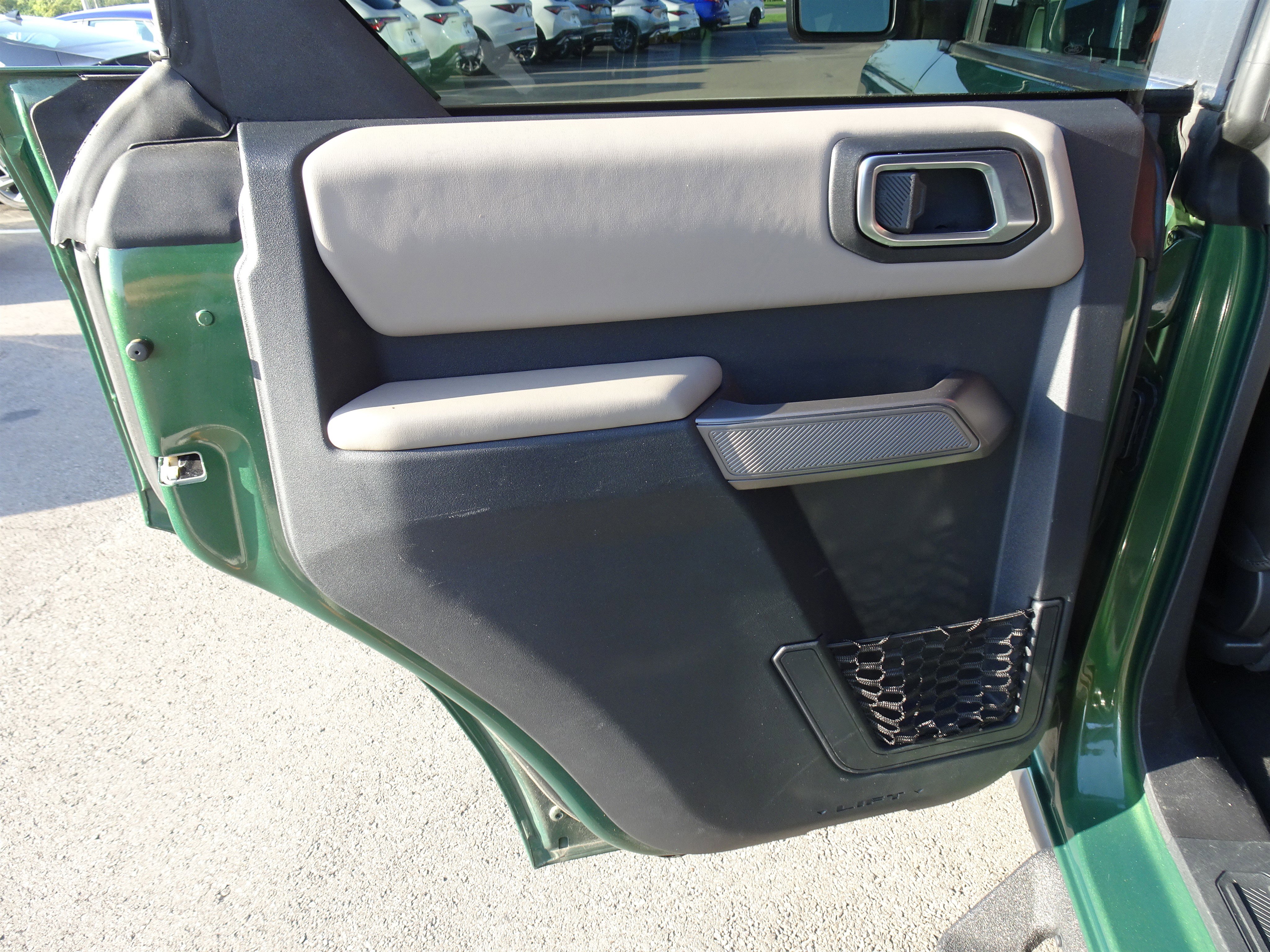 Used 2023 Ford Bronco Wildtrak image 15