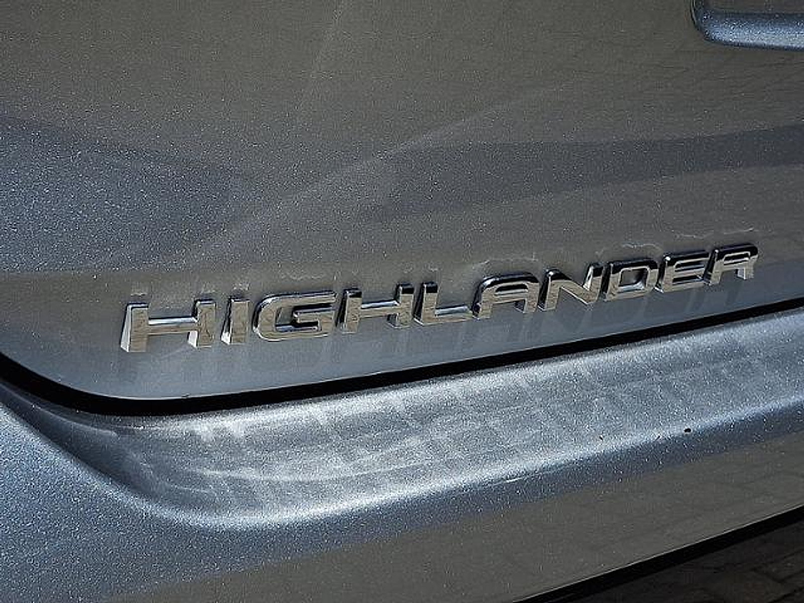 Used 2024 Toyota Highlander Limited AWD/4WD image 30