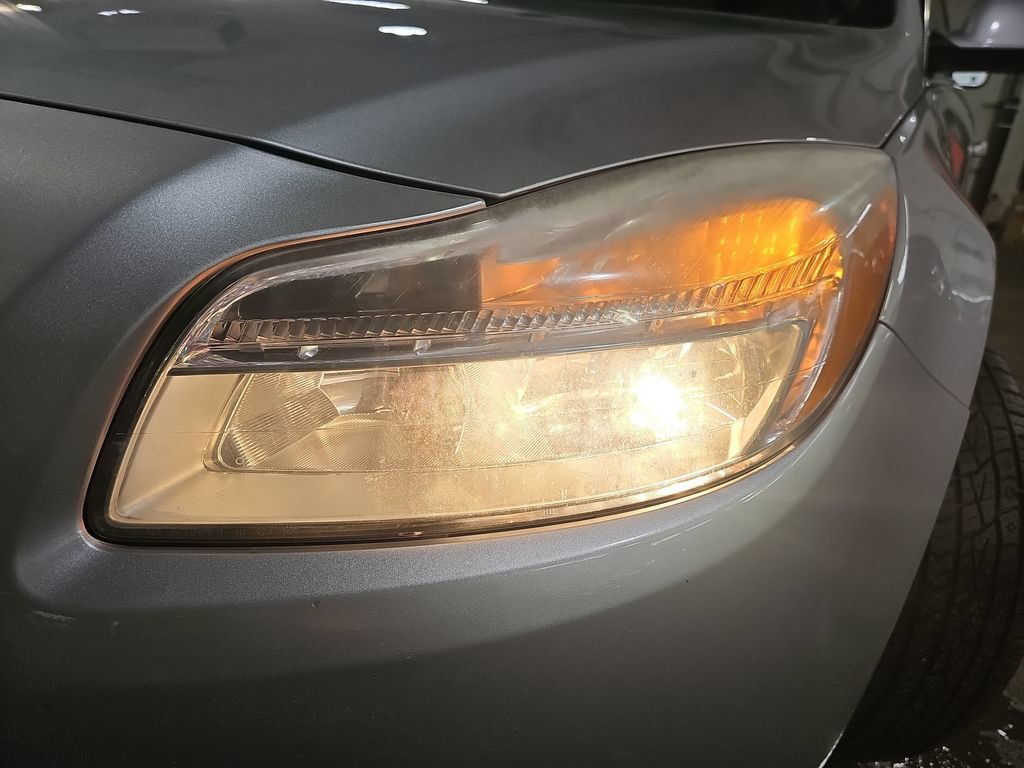 Used 2011 Buick Regal CXL FWD image 33