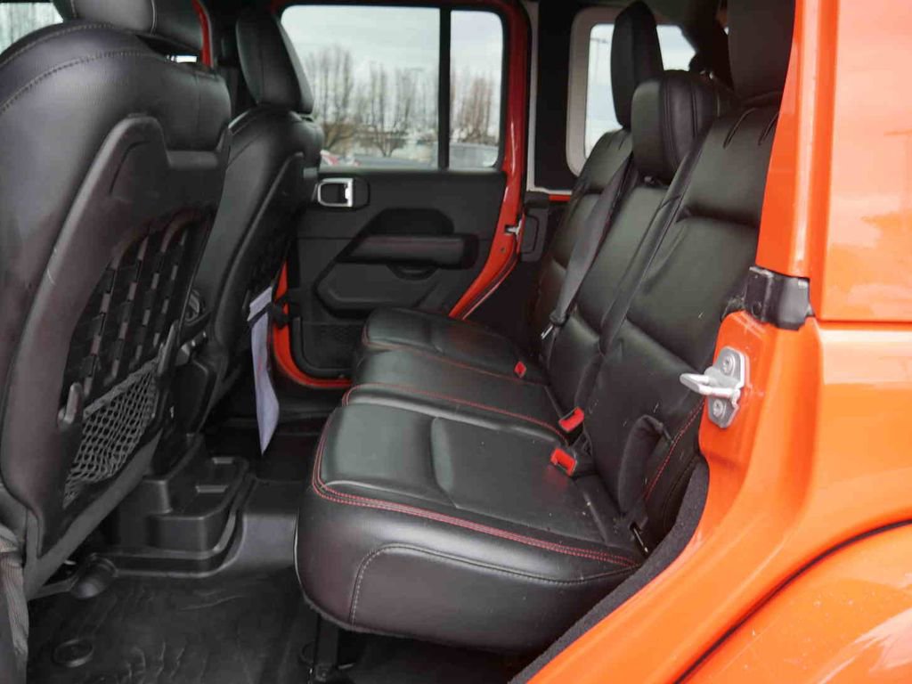 Used 2018 Jeep Wrangler Unlimited Rubicon image 19