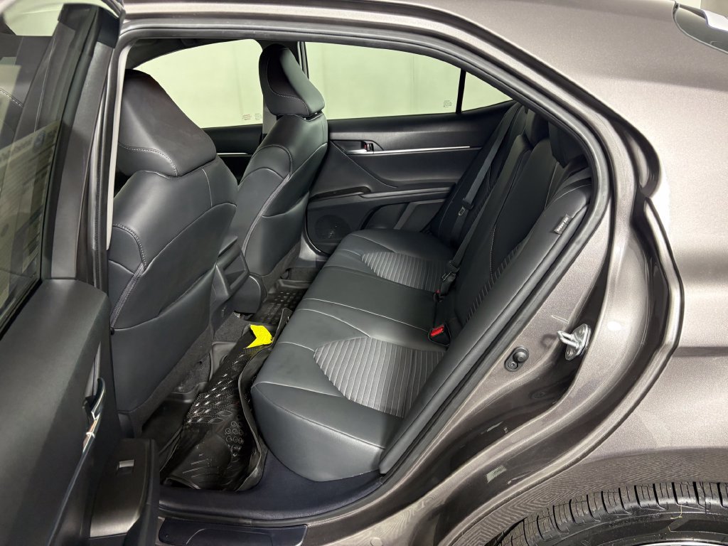 Used 2024 Toyota Camry SE FWD image 28