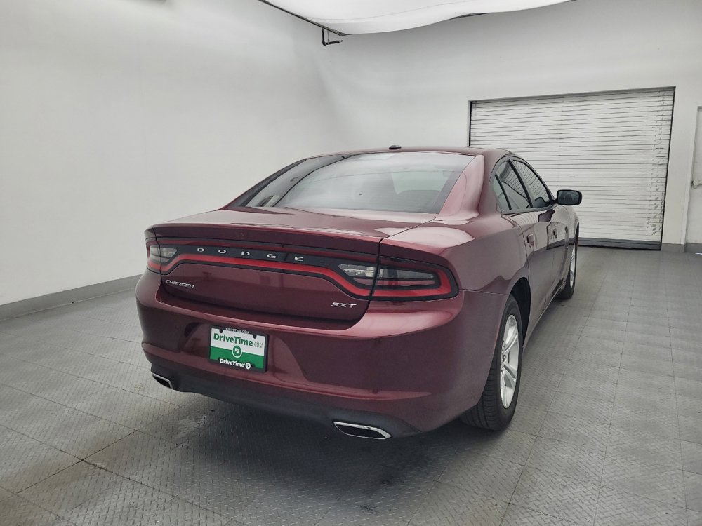 Used 2018 Dodge Charger SXT w/ Travel & Safety Group RWD image 7