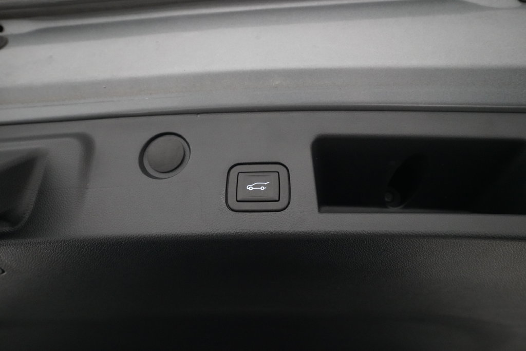 Used 2026 Chevrolet Equinox LT w/ Convenience Package II AWD/4WD image 14