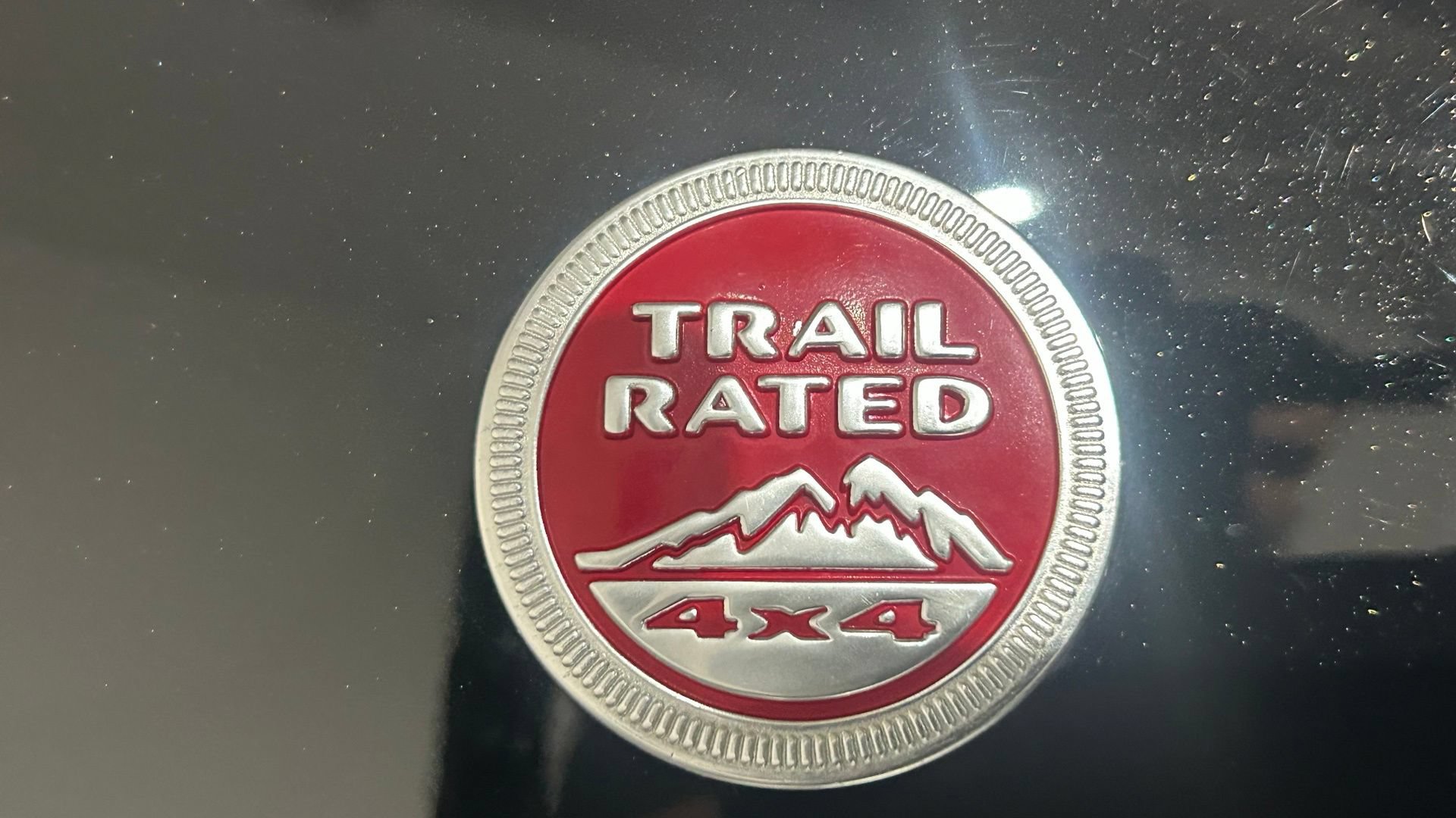 Used 2019 Jeep Grand Cherokee Trailhawk AWD/4WD image 35