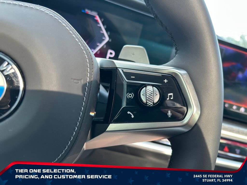 Used 2025 BMW 740i w/ Premium Package RWD image 18