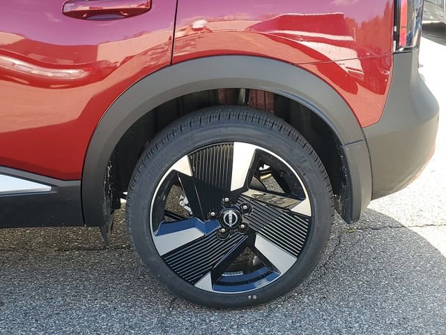 New 2026 Nissan Kicks SR w/ Cold Weather Package AWD/4WD image 5