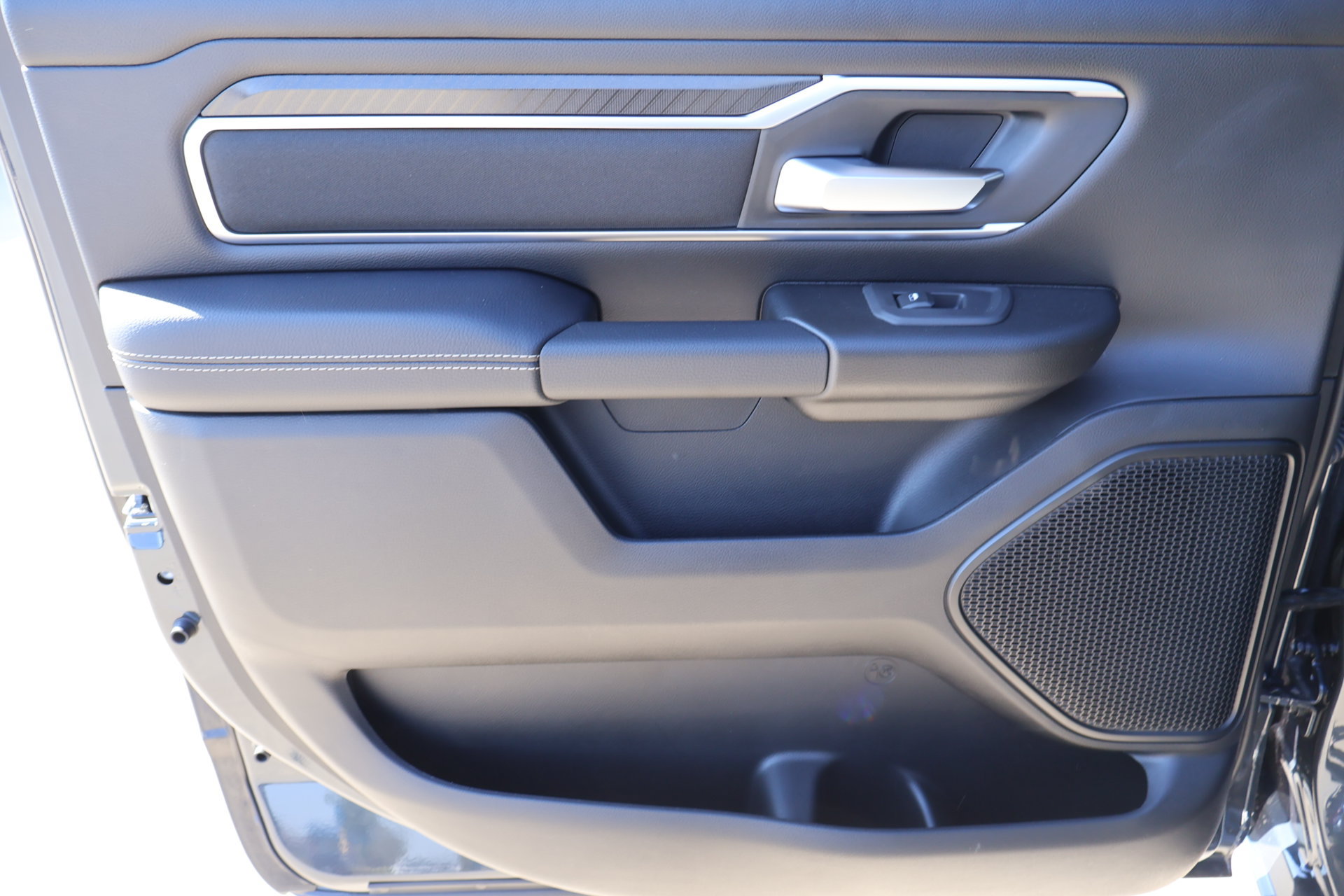 New 2026 RAM 1500 Big Horn AWD/4WD image 18