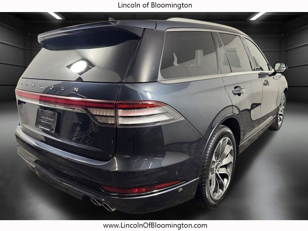 Used 2023 Lincoln Aviator Grand Touring w/ Equipment Group 301A AWD/4WD image 7