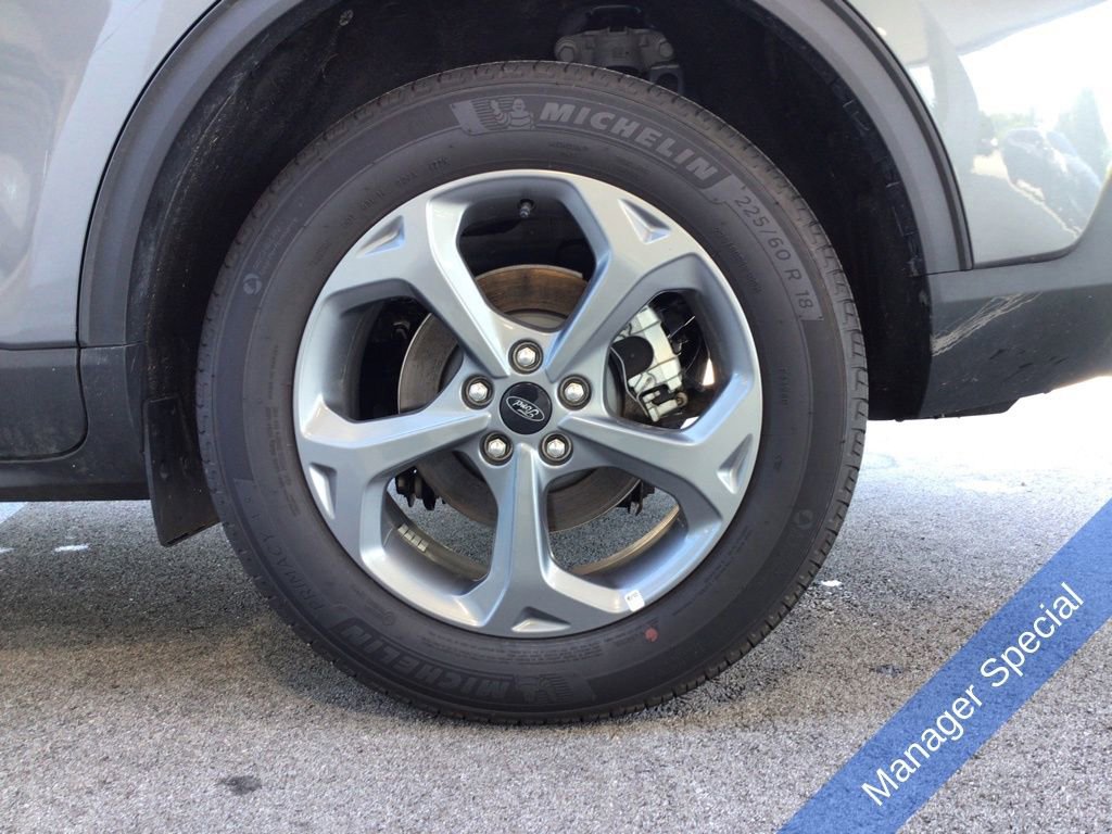 Used 2026 Ford Escape ST-Line AWD/4WD image 16