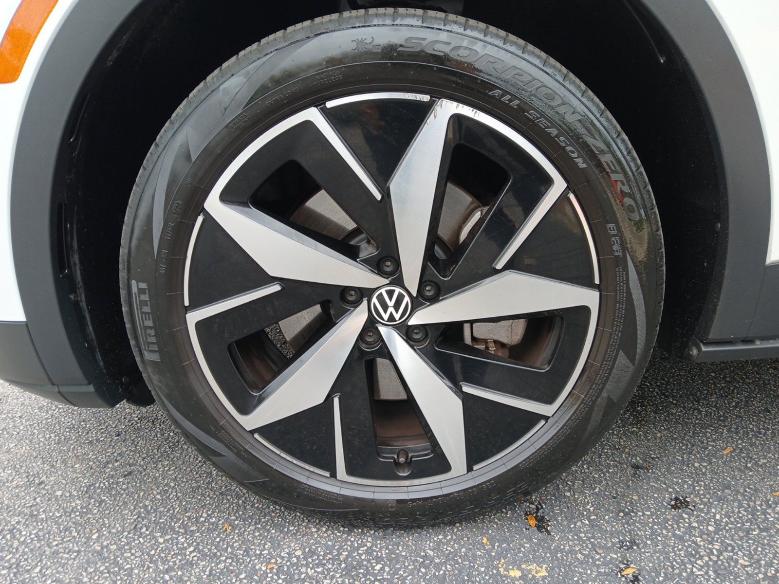 Certified 2023 Volkswagen ID.4 Pro S AWD/4WD image 28