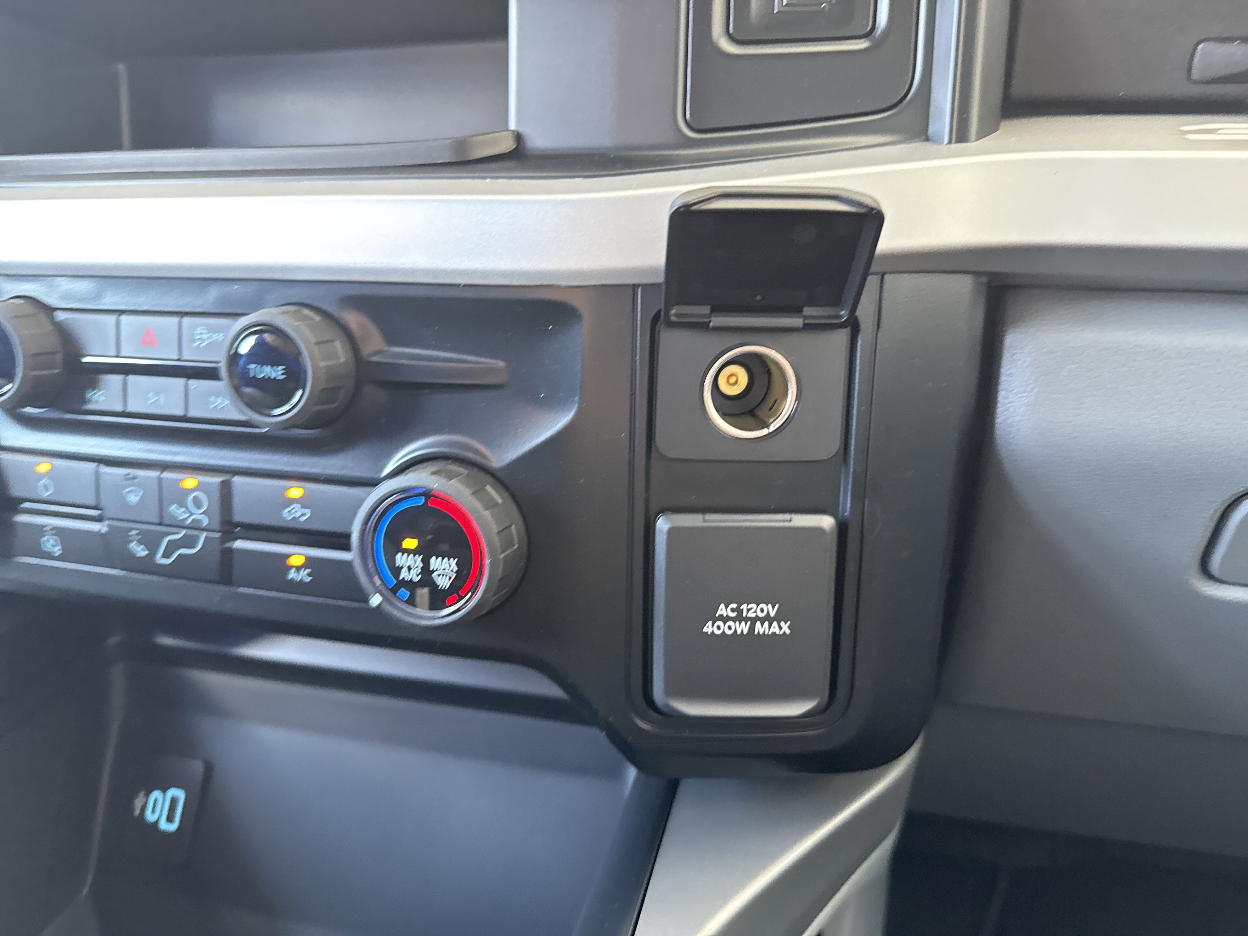 New 2026 Ford F350 XLT image 25