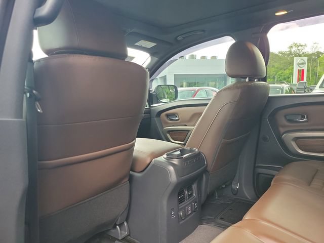 Used 2021 Nissan Titan Platinum Reserve w/ Moonroof Package AWD/4WD image 10