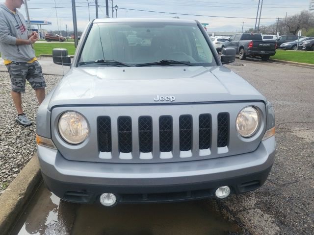 Used 2015 Jeep Patriot High Altitude image 4